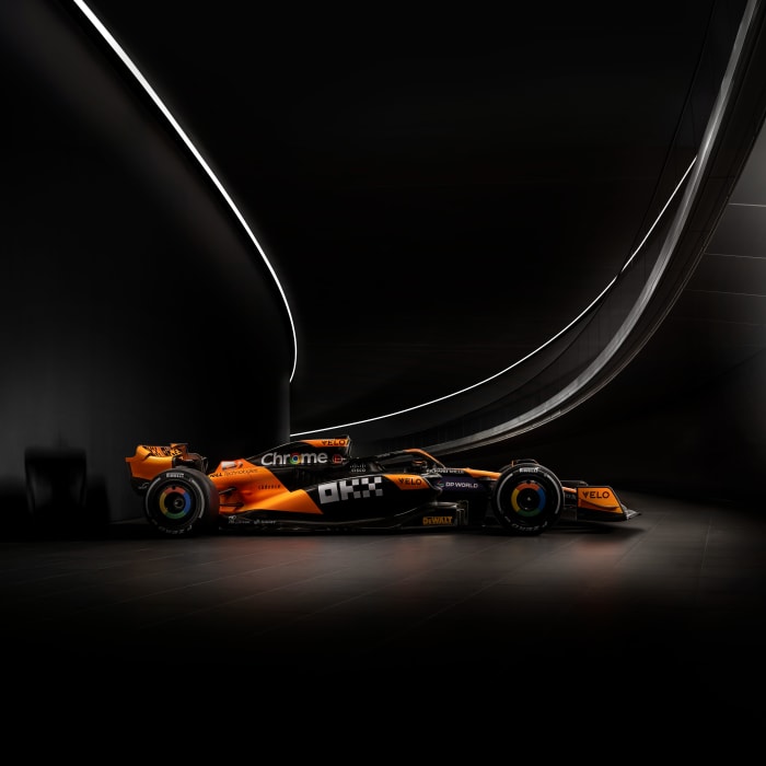 McLaren MCL38